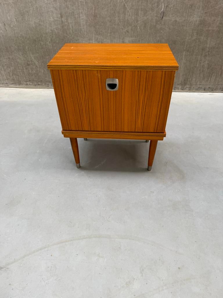 Vintage Formica Nachtkastje met Klep, Ophalen of Verzenden