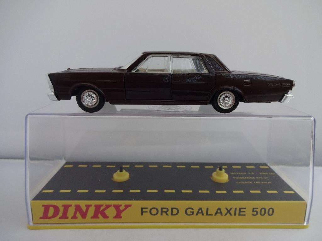 Ford Galaxie 500 Bruin nr: 1402 van Dinky Toys schaal 1:43, Ophalen of Verzenden, Nieuw, Auto, Dinky Toys