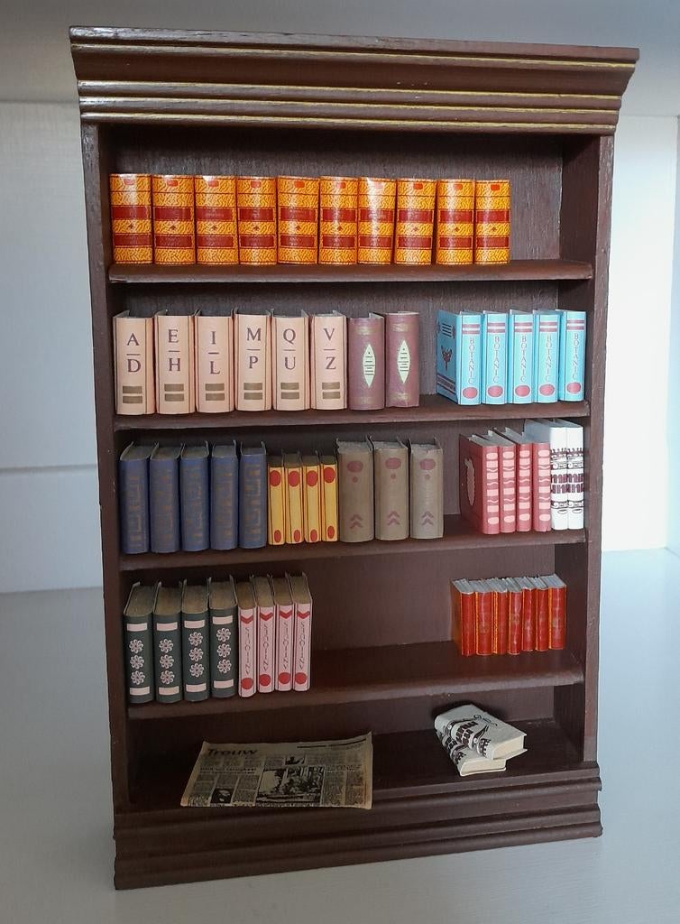 Miniatuur boekenkast met boeken 1:12, Ophalen of Verzenden, Zo goed als nieuw, Decoratie