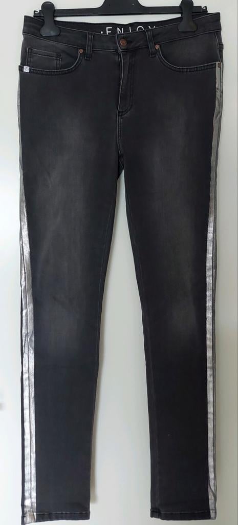Enjoy broek 42 donkergrijs zwart met zilver streep, Enjoy, Ophalen of Verzenden, Zo goed als nieuw