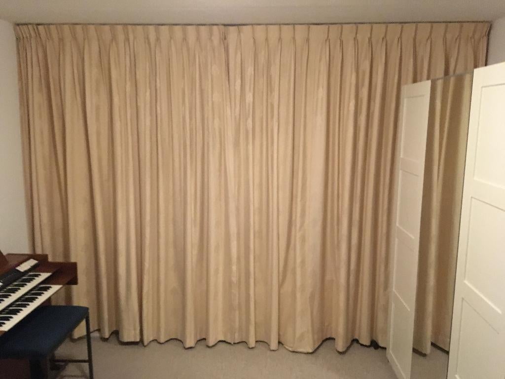 Zeer mooie zachtgele gordijnen (2 x h. 240cm. bij b. 185cm), Overige kleuren, 200 cm of meer, 150 tot 200 cm, Ophalen of Verzenden