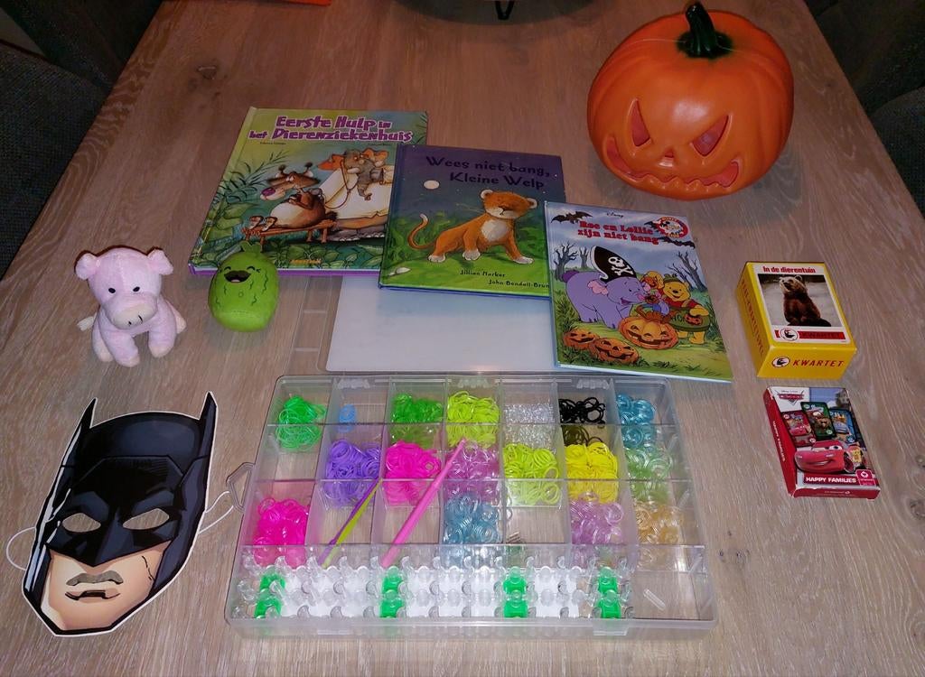 Gratis af te halen: Speelgoedpakket met boeken en meer, Ophalen, Gebruikt, Jongen of Meisje