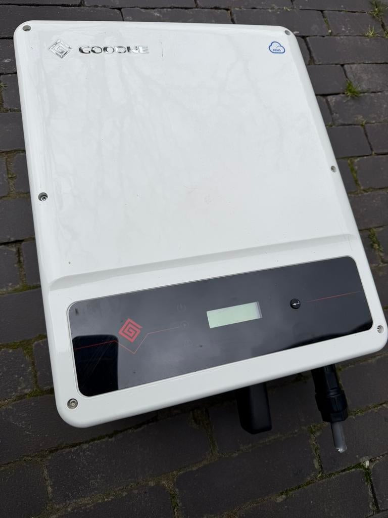 GoodWe 8kW omvormer GW8K-DT, Ophalen of Verzenden, Zo goed als nieuw, Overige typen