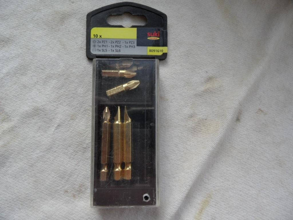 bits Suki, Ophalen of Verzenden, Zo goed als nieuw