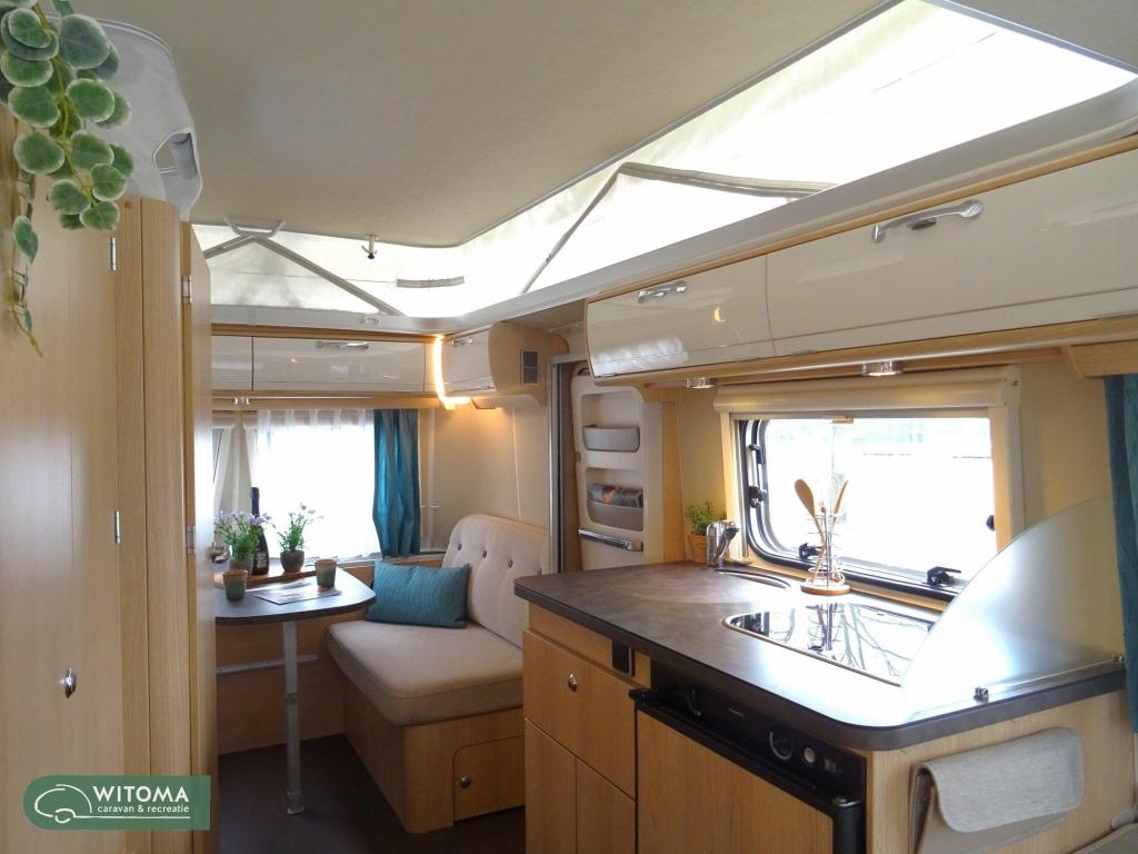 Eriba Touring - 60 Edition 530 Unico luifel + voorwand, Caravans en Kamperen, Standaardzit, Schokbreker, Bedrijf, 4 tot 5 meter