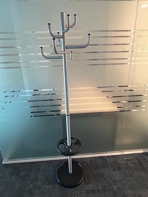 Kapstok (staand), Ophalen, Zo goed als nieuw