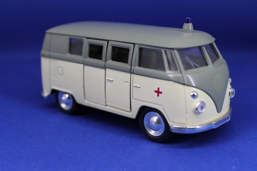 KRANKENWAGEN <> VW T1 BUS 1963 <> Welly 49764 Schaal 1:50, Ophalen of Verzenden, Gebruikt, Bus of Vrachtwagen, Overige merken