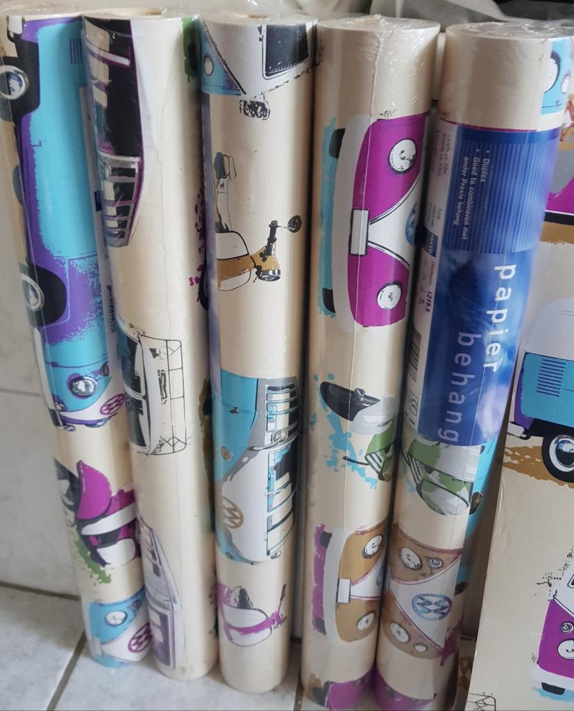 Vintage look VW en scooter behang., Ophalen of Verzenden, Minder dan 10 m², Paars, Vervoer