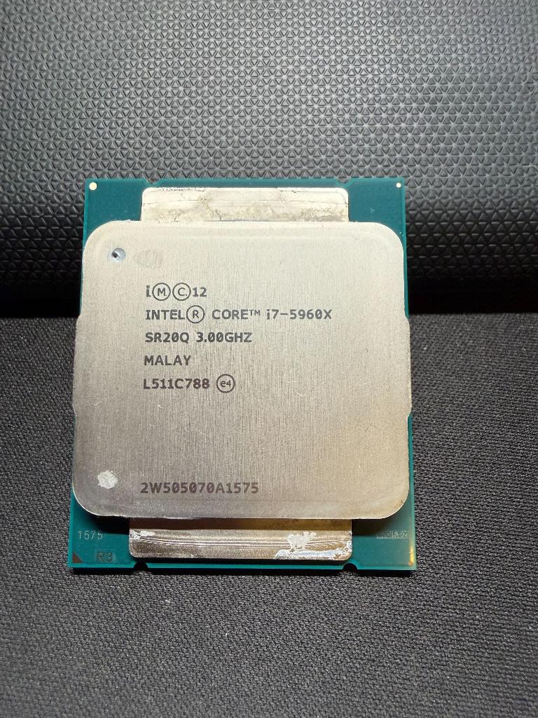 Intel Core i7-5960X, 8-core, Ophalen of Verzenden, Zo goed als nieuw, Intel Core i7
