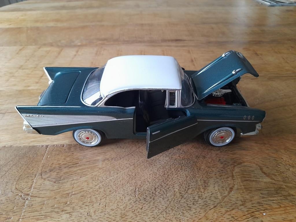 1957 Chevrolet Bel Air 1:24, Ophalen of Verzenden, Zo goed als nieuw