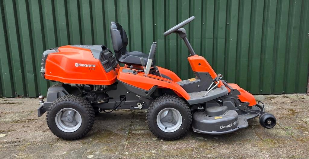 Husqvarna R216 zitmaaier(in nieuw staat), Ophalen, Cirkelmaaier, Mulchfunctie, Zo goed als nieuw