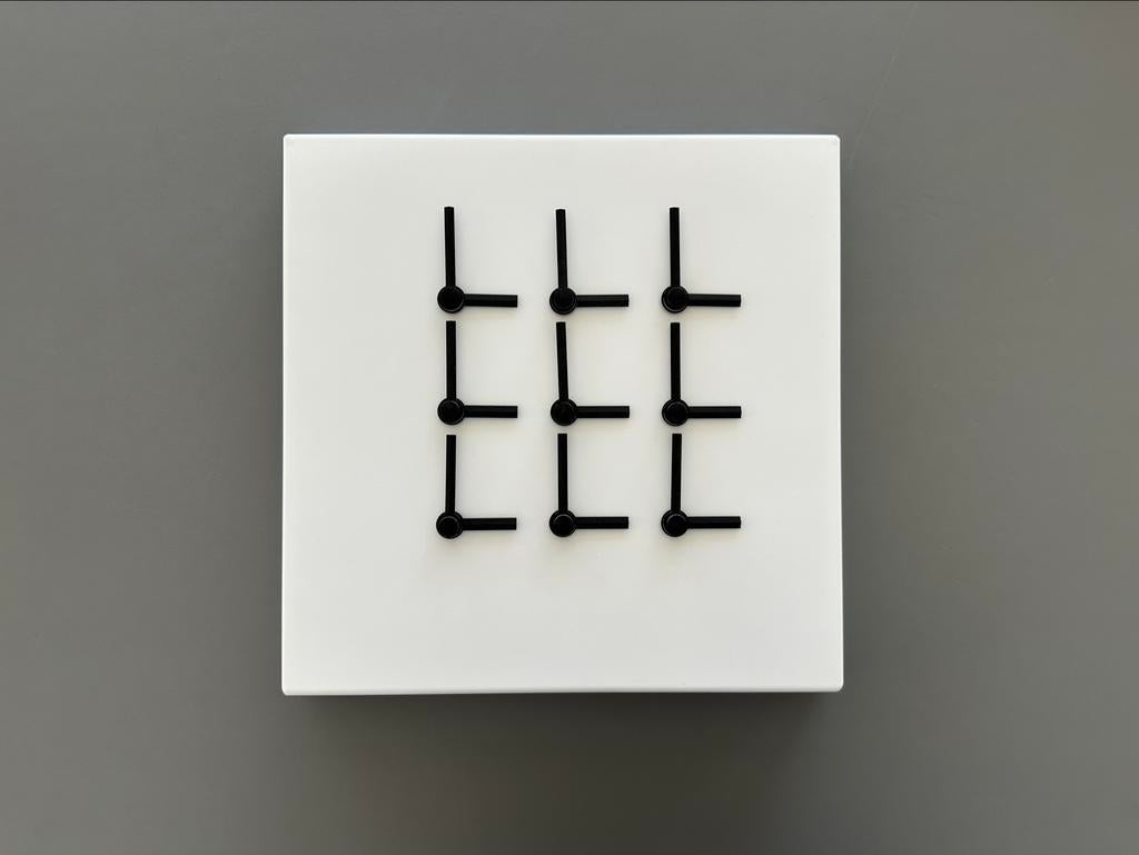 Unieke Design Wandklok, Ophalen of Verzenden, Zo goed als nieuw, Analoog, Wandklok