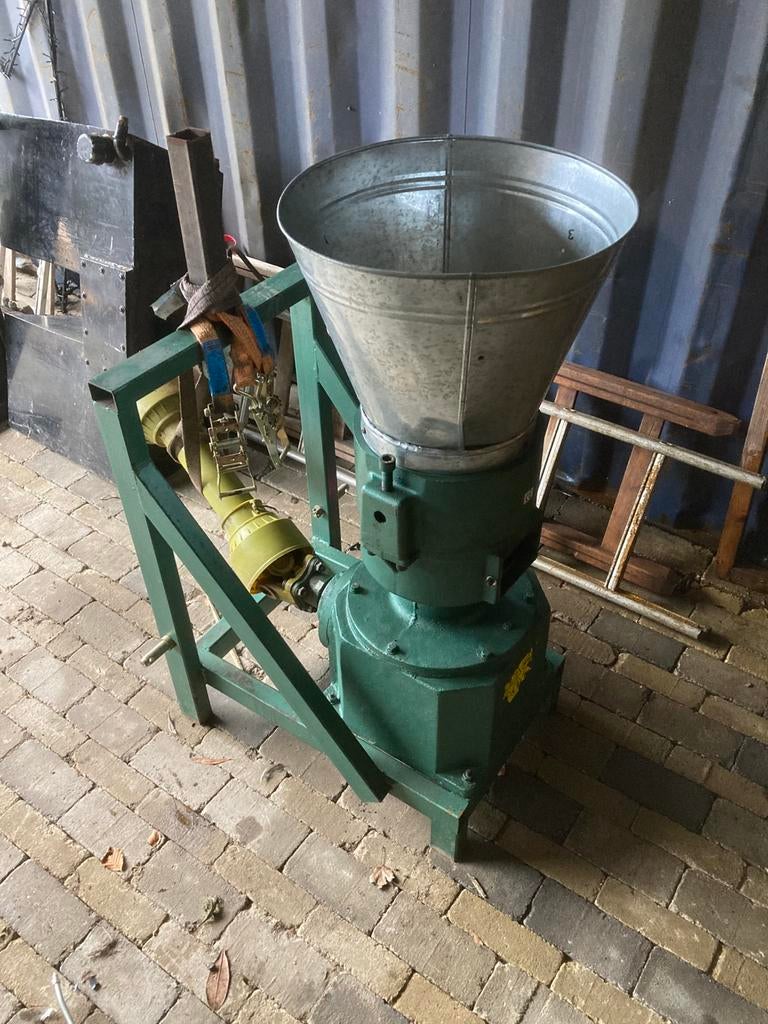 Pelletpers 260, Ophalen, Gebruikt