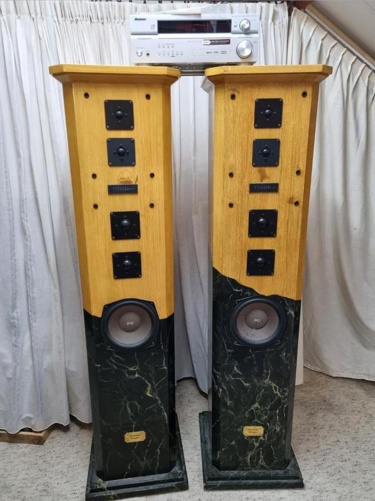 Exclusieve handgemaakte hoge boxen. GEEN 2E PAAR VAN!!, Audio, Tv en Foto, Luidsprekers, Ophalen, Zo goed als nieuw