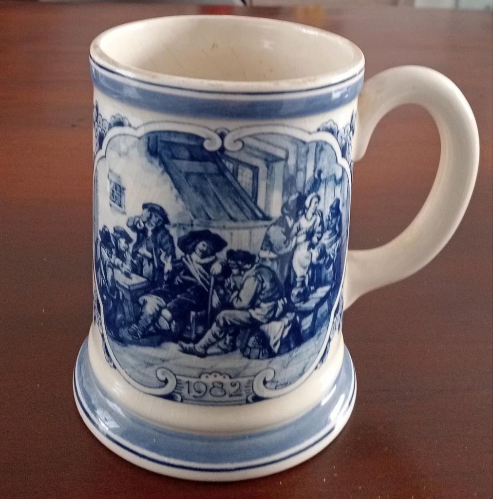 Delftse jaarbeker 1982 vintage, Ophalen