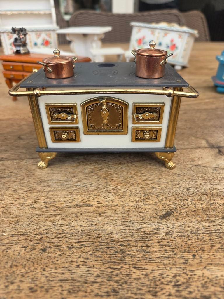 Poppenhuis fornuis, Ophalen, Poppenhuis