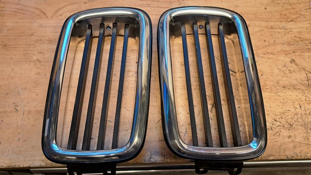 BMW E24 635csi nieren niertjes grill., Auto-onderdelen, Ophalen of Verzenden, BMW