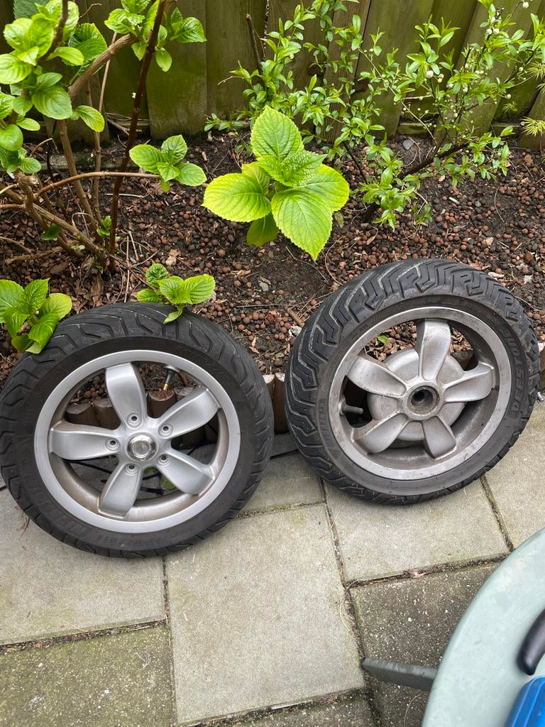 Vespa Primavera 10 inch velgen met banden, Ophalen of Verzenden, Gebruikt, Overige typen, Vespa