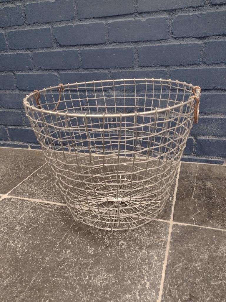Draadmand houtmand opbergmand met handvat, Ophalen of Verzenden, Rond, Overige materialen