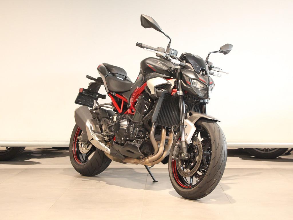 Kawasaki Z 900 35KW (bj 2025) - foto 2