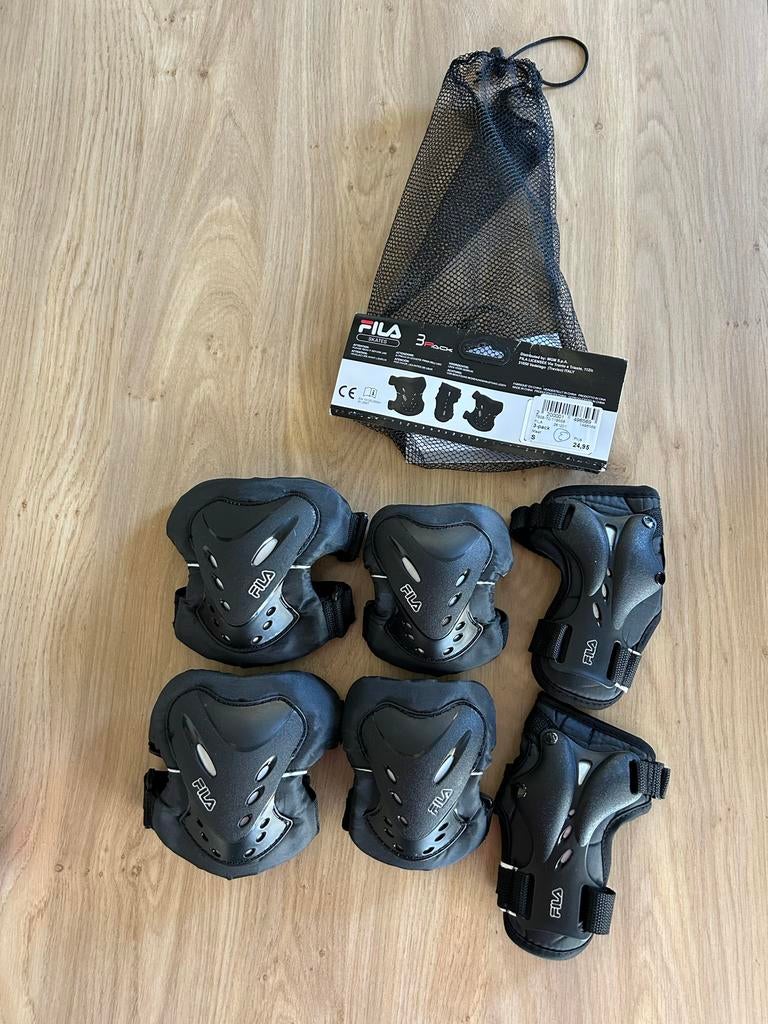 Fila bescherming rolschaatsen maat S - Zo goed als nieuw, Ophalen, Zo goed als nieuw, Bescherming, Overige merken