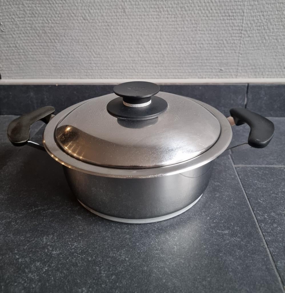 AMC Pan., Huis en Inrichting, Keuken | Potten en Pannen, Ophalen of Verzenden, Gebruikt, Rvs, Koekenpan of Braadpan