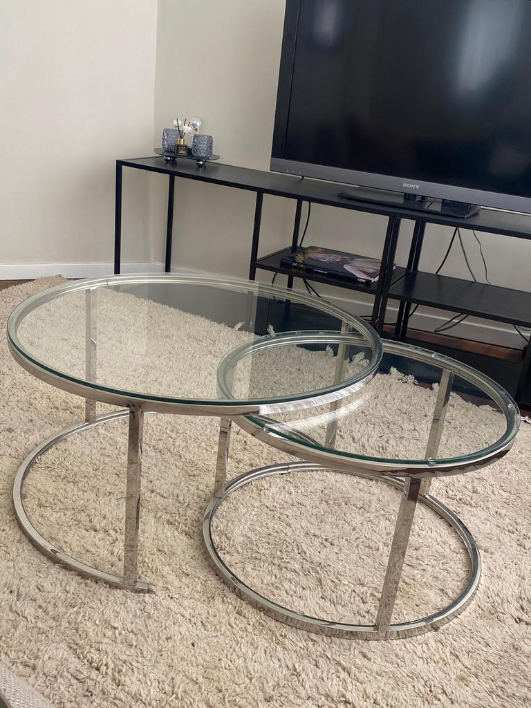 Set van 2 ronde salontafeltjes, chroom en glas, Huis en Inrichting, Tafels | Salontafels, Ophalen, Gebruikt, Rond, Glas