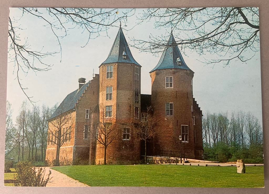 Dussen, kasteel -raadhuis, Verzamelen, Ophalen of Verzenden, Ongelopen, Noord-Brabant