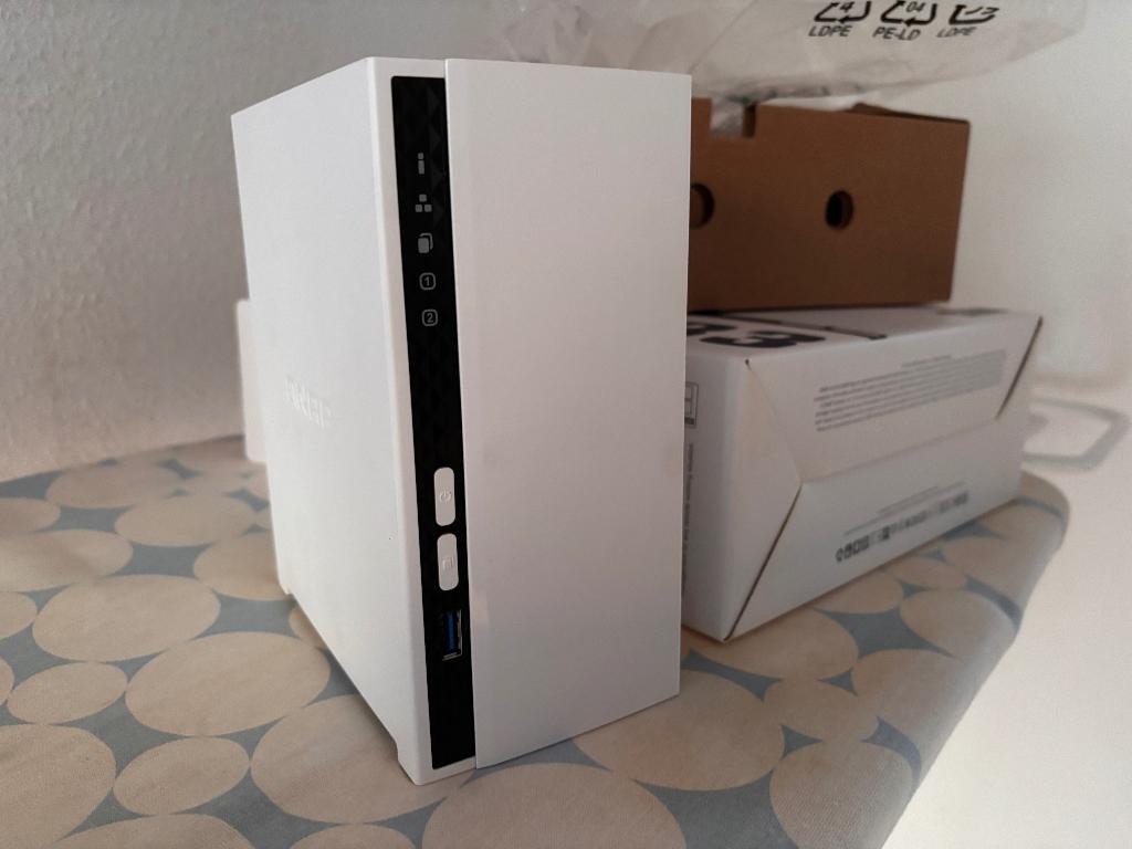 QNAP NAS TS-233, Ophalen, Zo goed als nieuw