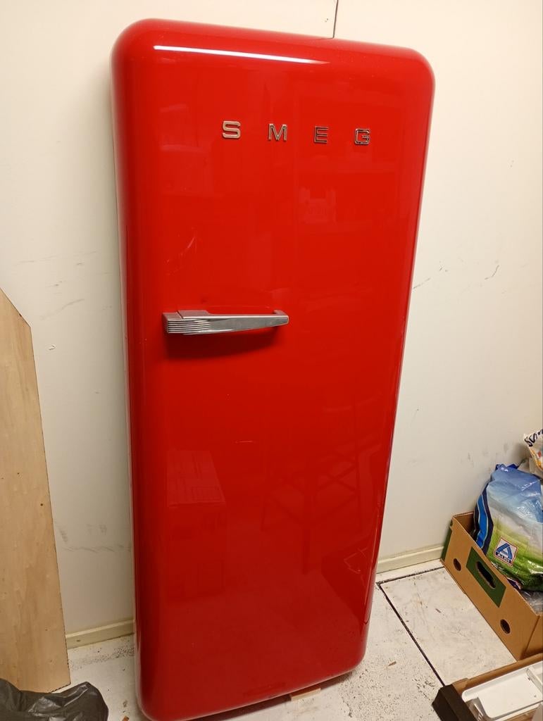 Smeg koelkast deur rood - losse deur, Gebruikt, 200 liter of meer, 60 cm of meer, Met vriesvak