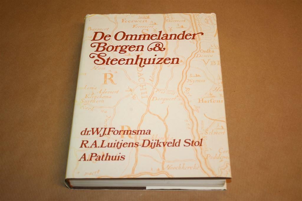 Prachtig boek - De Ommelander Borgen & Steenhuizen !!, Ophalen of Verzenden, Gelezen