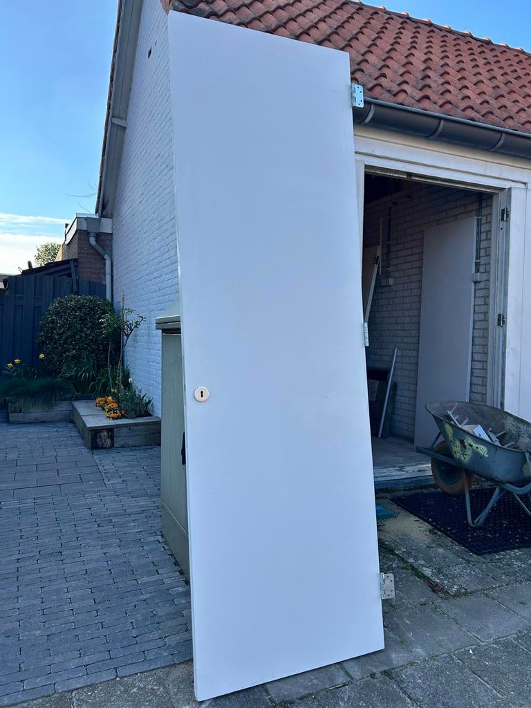 Witte deur 231,5x73cm met deurbeslag, Ophalen, Gebruikt, Minder dan 80 cm, 215 cm of meer