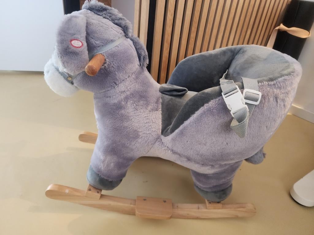 Hobbeldier, Ophalen, Zo goed als nieuw