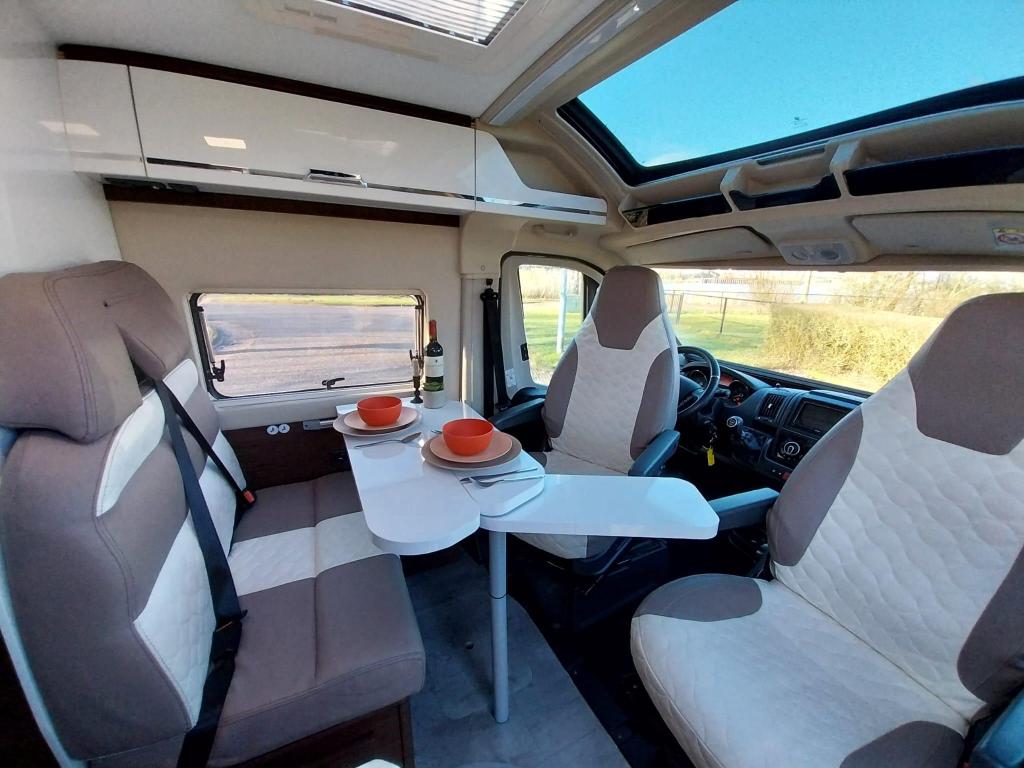 Karmann Mobil Davis 540 met een laadvermogen van 837 kilo !!, Niet ingevuld, Buscamper of Camperbus, Luifel, Ringverwarming