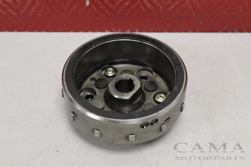 VLIEGWIEL Yamaha XP 500 T-MAX 2008-2011 (XP500 4B5), Dhr. S. di Majo, Gebruikt, Info@cama-motorparts.nl, P.J. Troelstraweg 8 8
3144 CX  MAASSLUIS, NL