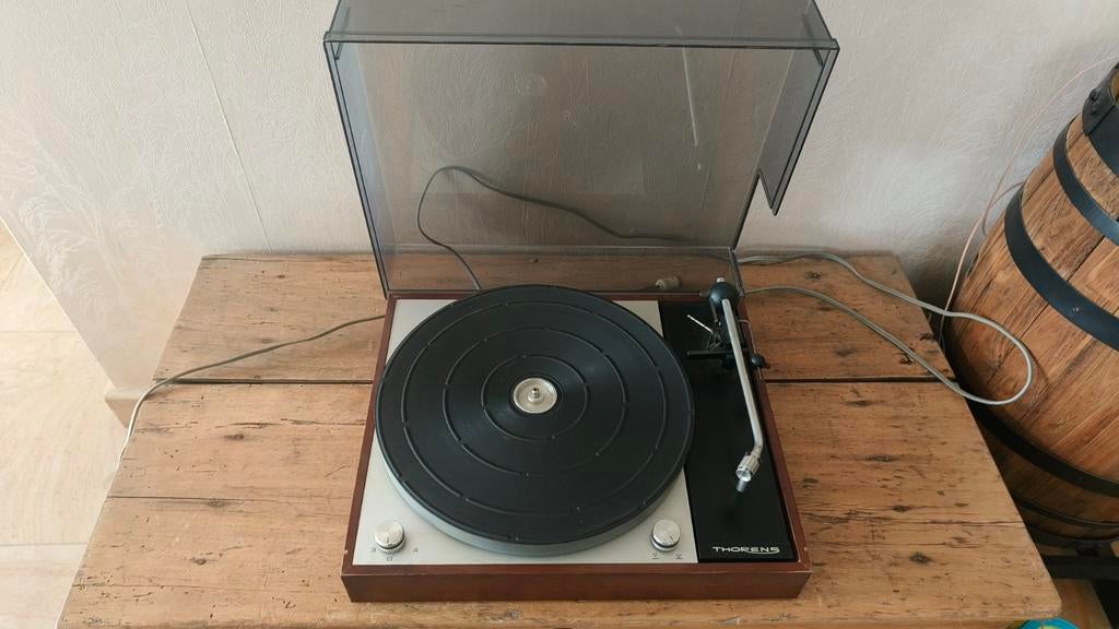 Thorens td150 mk2, Audio, Tv en Foto, Platenspelers, Ophalen of Verzenden, Thorens