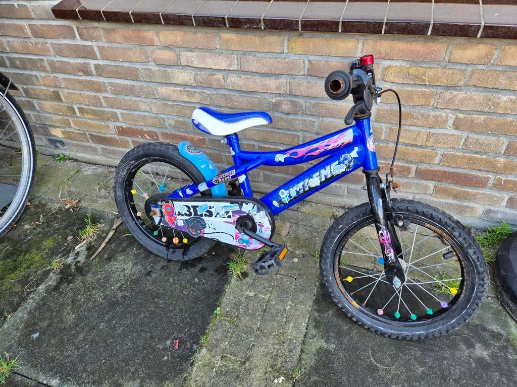 Blauwe kinderfiets 16 inch, Ophalen of Verzenden, Gebruikt, 16 tot 20 inch