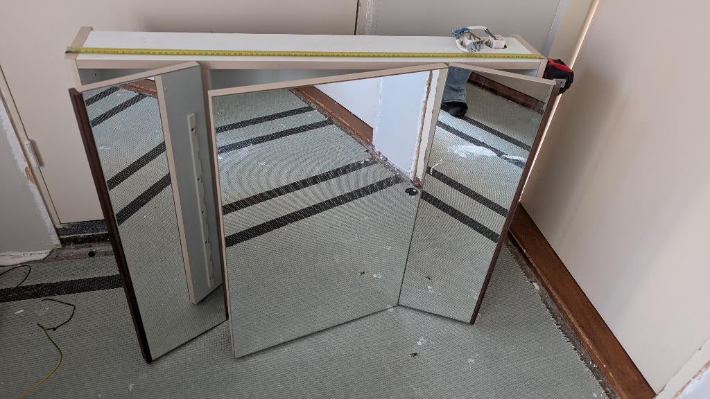 Spiegelkast, Ophalen, 50 tot 100 cm, Minder dan 25 cm, Minder dan 100 cm