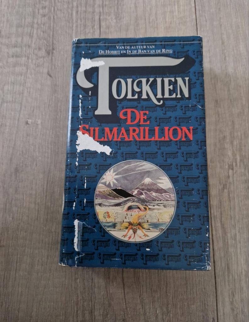 Hardcover boek j r r tolkien de silmarillion lord of rings, Ophalen of Verzenden, Zo goed als nieuw