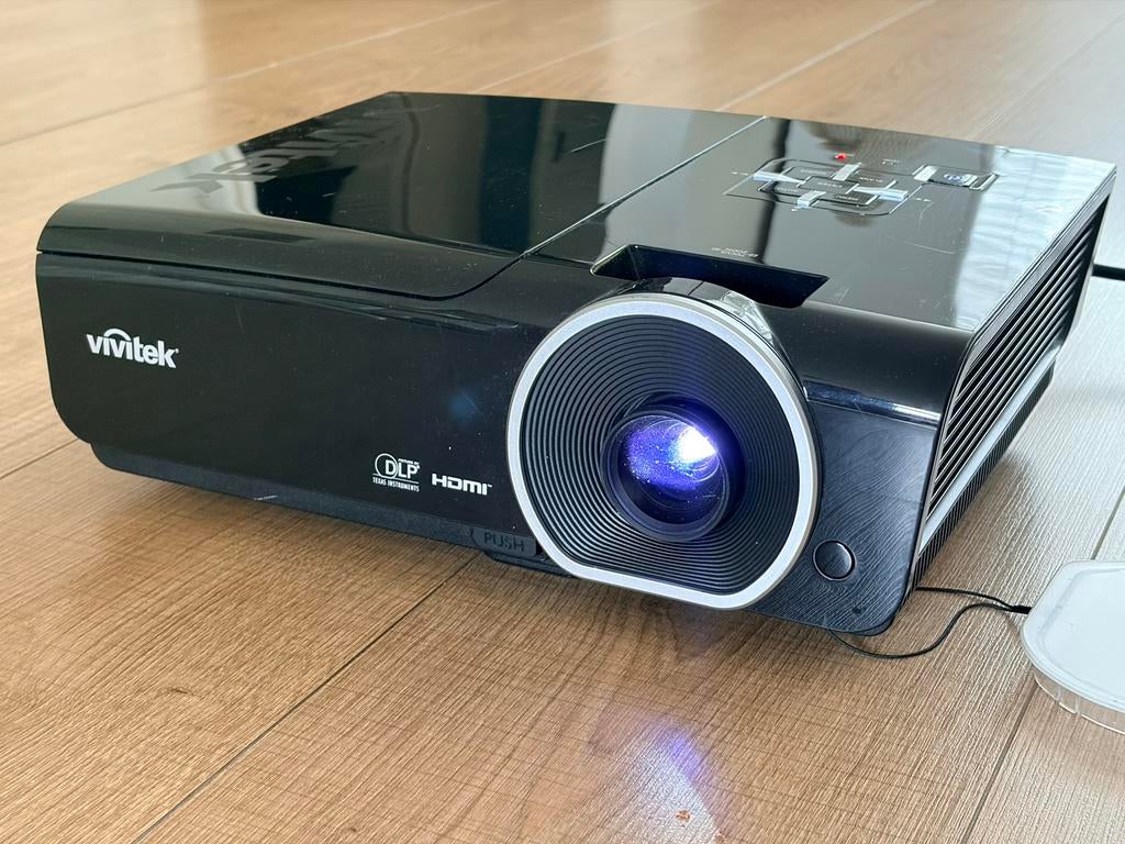 Vivitek D963HD /FullHD beamer 4500 lumen /film, game & pres., Ophalen of Verzenden, Gebruikt