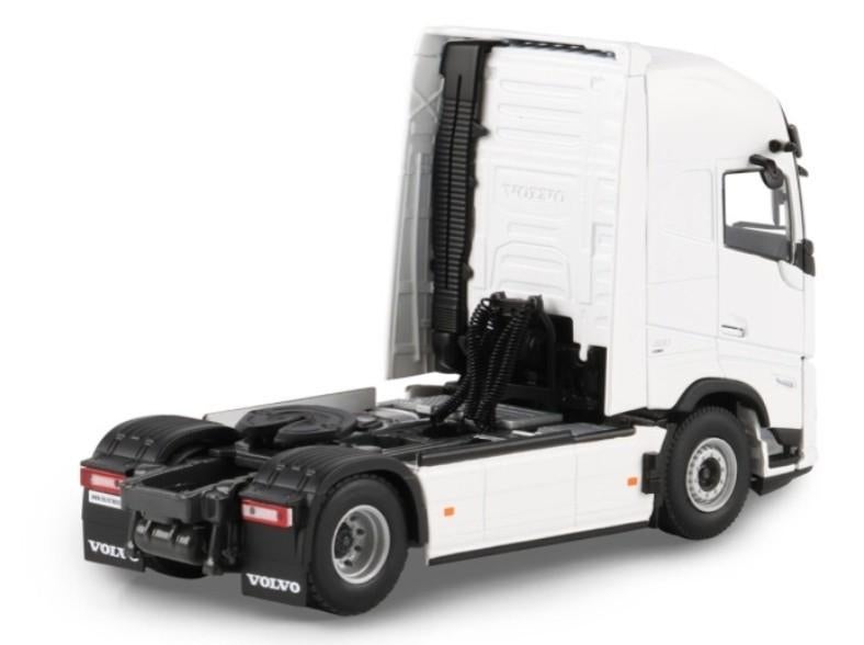 WSI VOLVO FH AERO GLOBETROTTER XL, Wsi, ., Nieuw, Ophalen of Verzenden