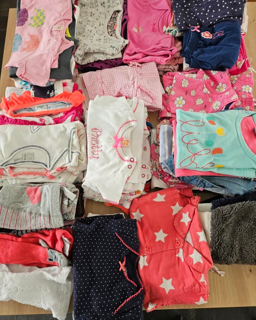 Grote kledingbundel voor meisjes - Maat 74/80, Kinderen en Baby's, Babykleding | Overige, Ophalen of Verzenden, Gebruikt, Diverse