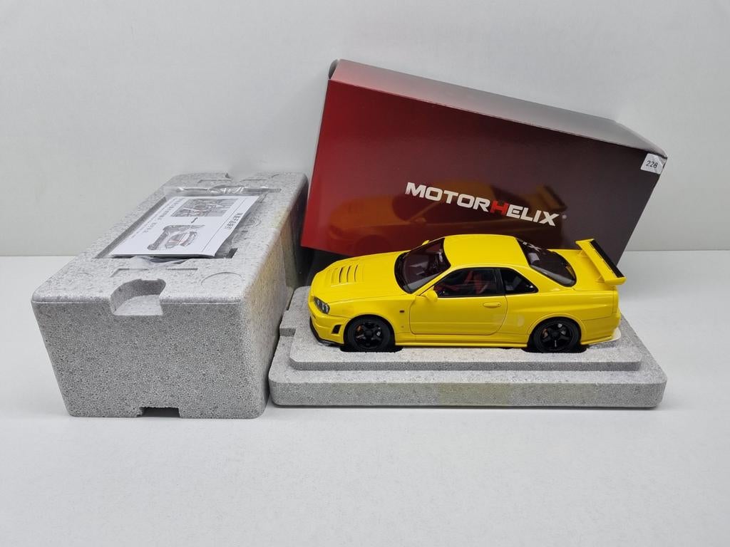 Motorhelix
Nissan Skyline GTR R34 Customized
1/599 1:18 Nieu, Hobby en Vrije tijd, Modelauto's | 1:18, Nieuw, Auto, Overige merken