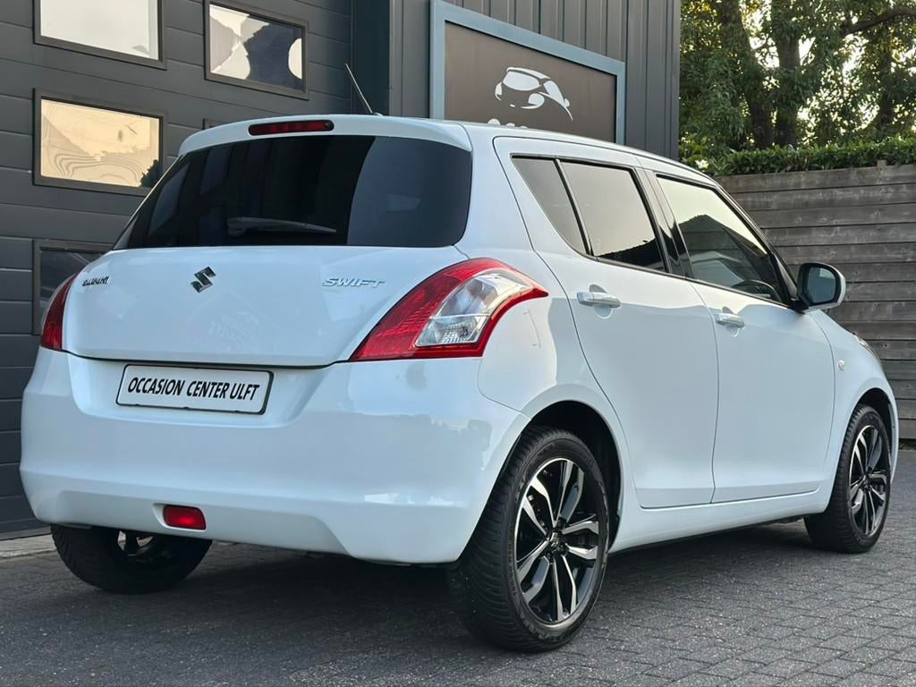 Suzuki Swift X-TRA EDITION / AIRCO / CRUISE CONTR / LEDER .., Voorwielaandrijving, 94 pk, Gebruikt, 1242 cc