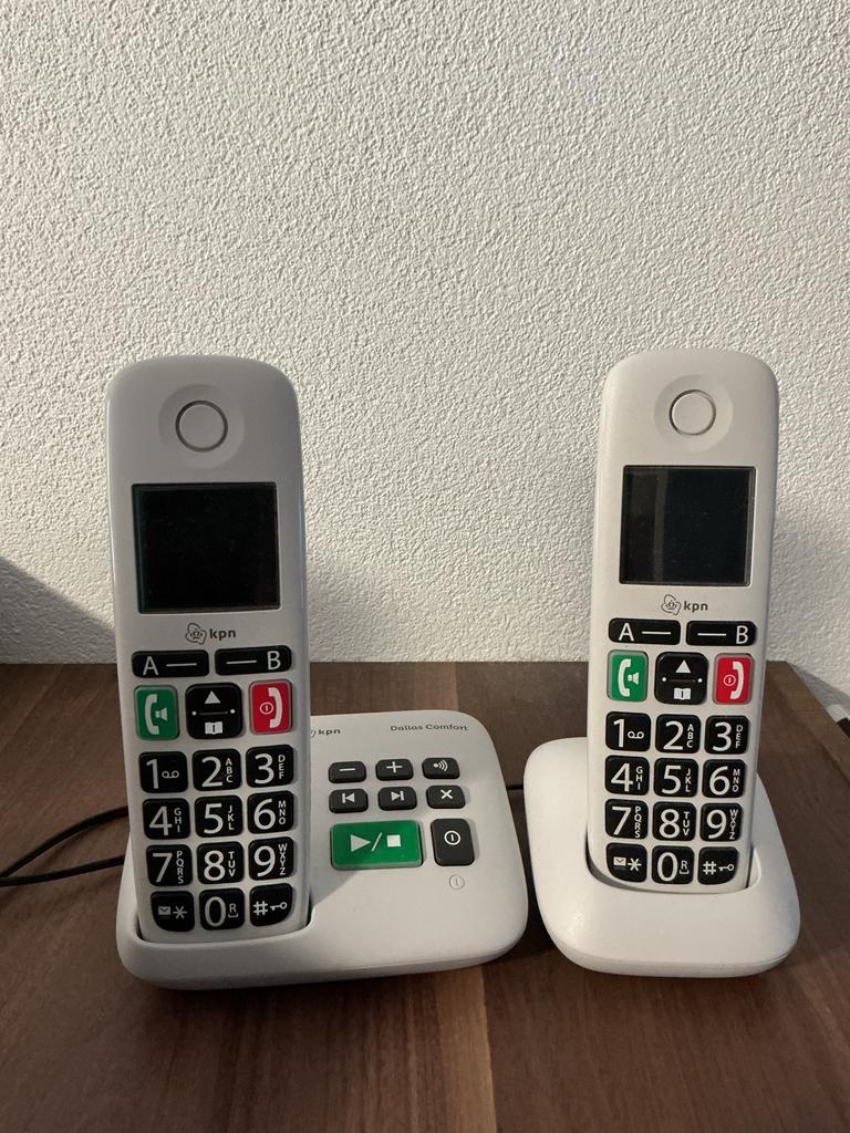 KPN Dallas Comfort duo set senioren telefoons, Telecommunicatie, Vaste telefoons | Handsets en Draadloos, Ophalen of Verzenden