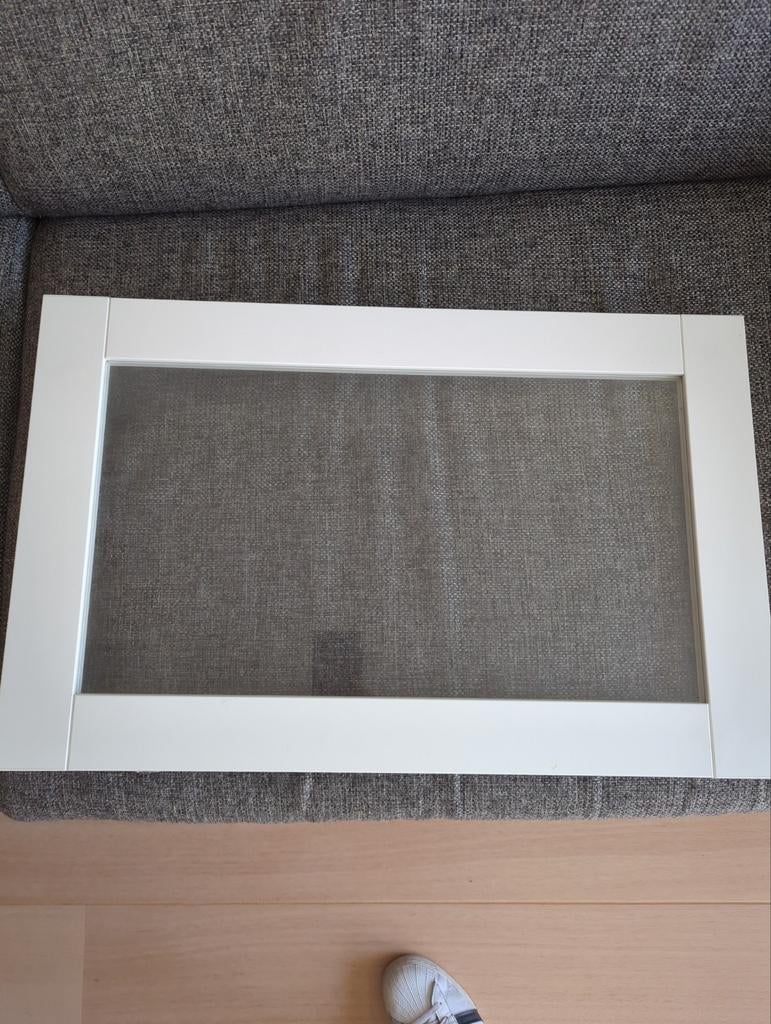 Te koop Ikea Sindvik vitrinedeur 60x38 cm, wit, helder glas, Huis en Inrichting, Ophalen, 50 tot 100 cm, Glas, Minder dan 25 cm