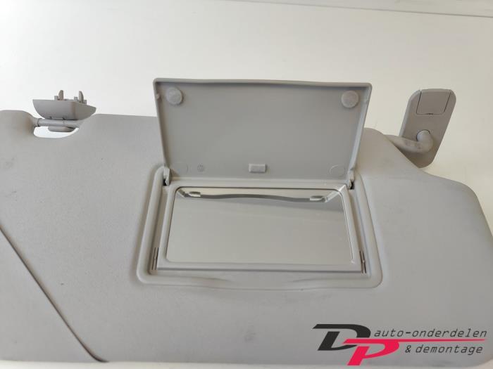 Zonneklep van een Ford Fiesta, Gebruikt, -, -, Ophalen of Verzenden