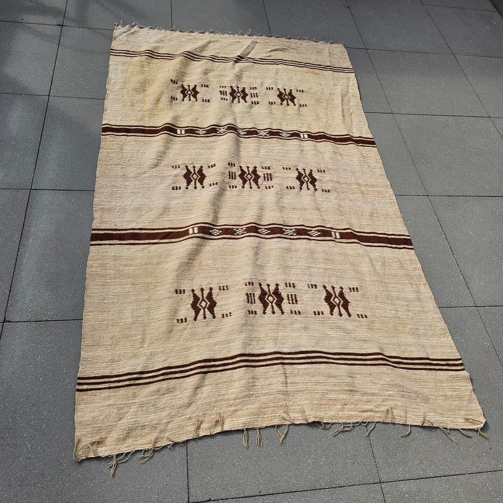 Handgeweven Tunesisch kleed wol 240x150cm, Gebruikt, 100 tot 150 cm, Verzenden, 200 cm of meer