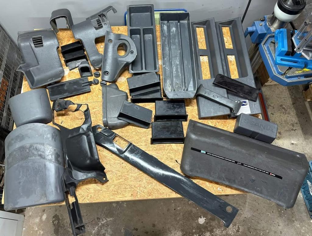 Diverse dashboard/cabine delen voor Scania 4 serie, Ophalen, Scania, Interieur en Bekleding