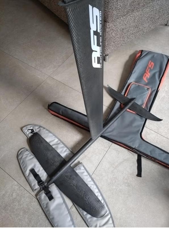 AFS Foil F770 - Nieuwstaat!, Watersport en Boten, Ophalen, Zo goed als nieuw, Complete set, Met draagtas